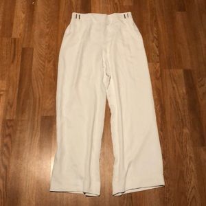 Jennifer Lopez pants small